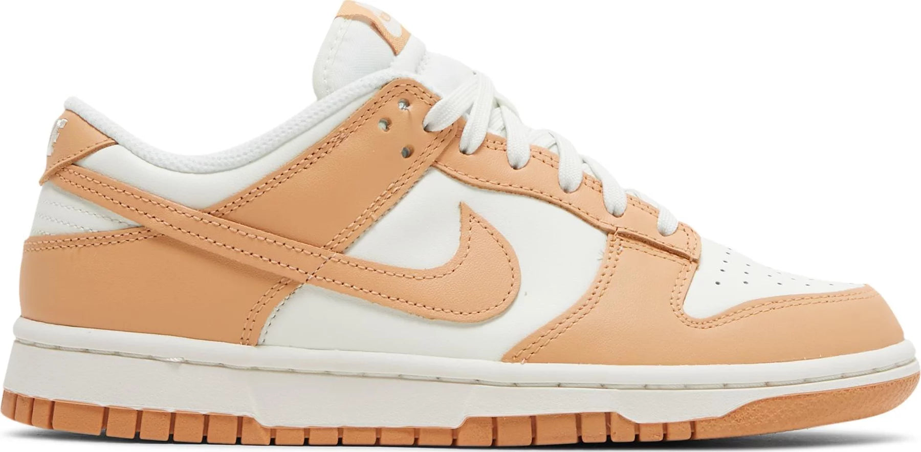 Nike Dunk Low 'Harvest Moon' (W)