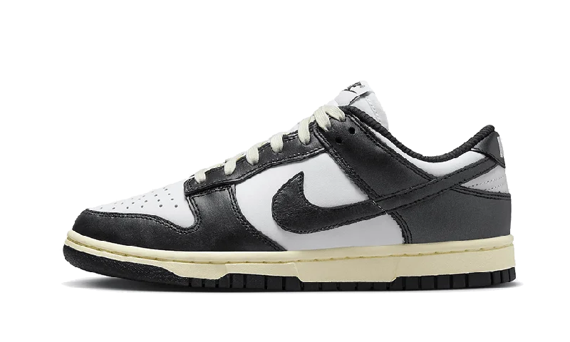 Nike Dunk Low Vintage Panda