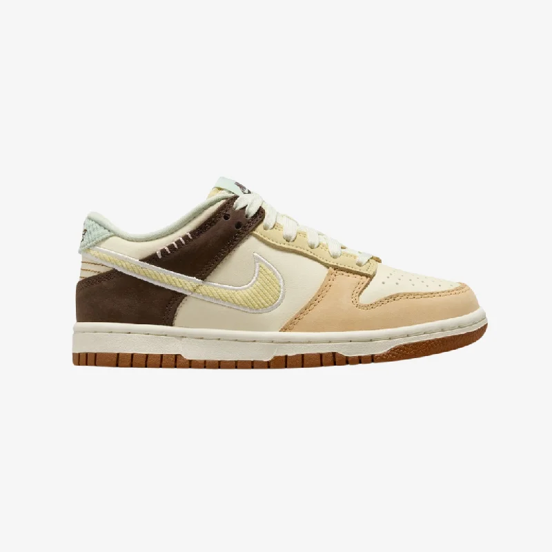 gradeschool nike dunk low (coconut milk/yellow)