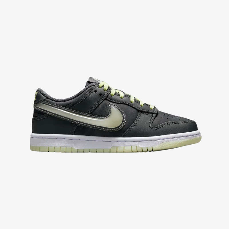 gradeschool nike dunk low (iron grey/lime ice)