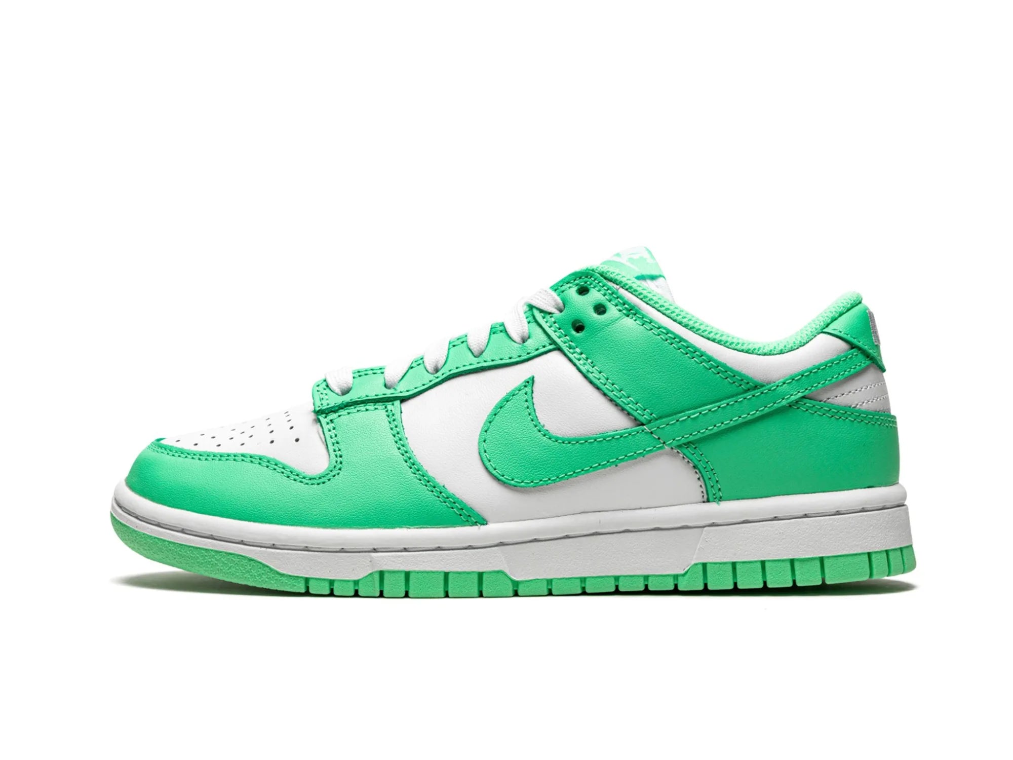 Nike Dunk Low "Green Glow"