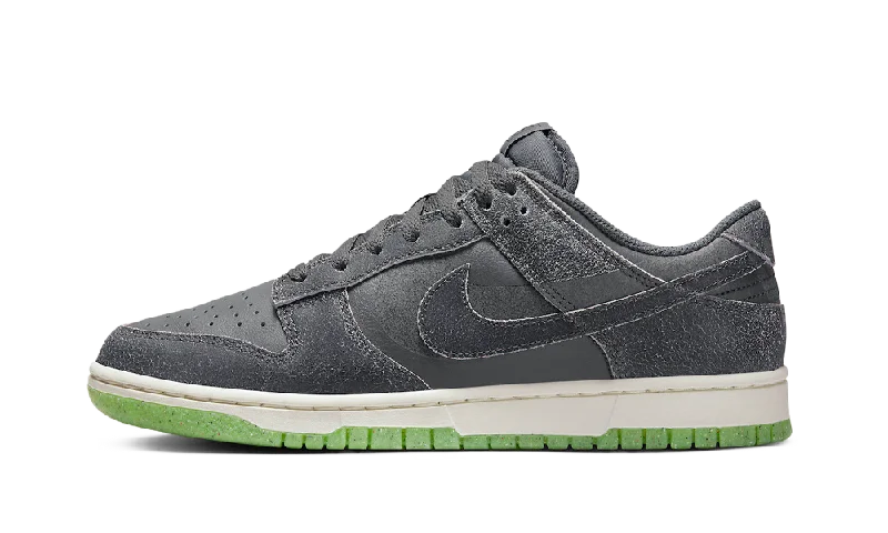 Nike Dunk Low Halloween (2022)