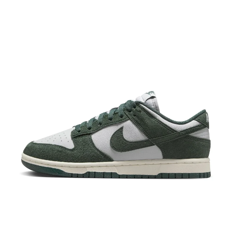 Nike Dunk Low Next Nature 'Vintage Green'