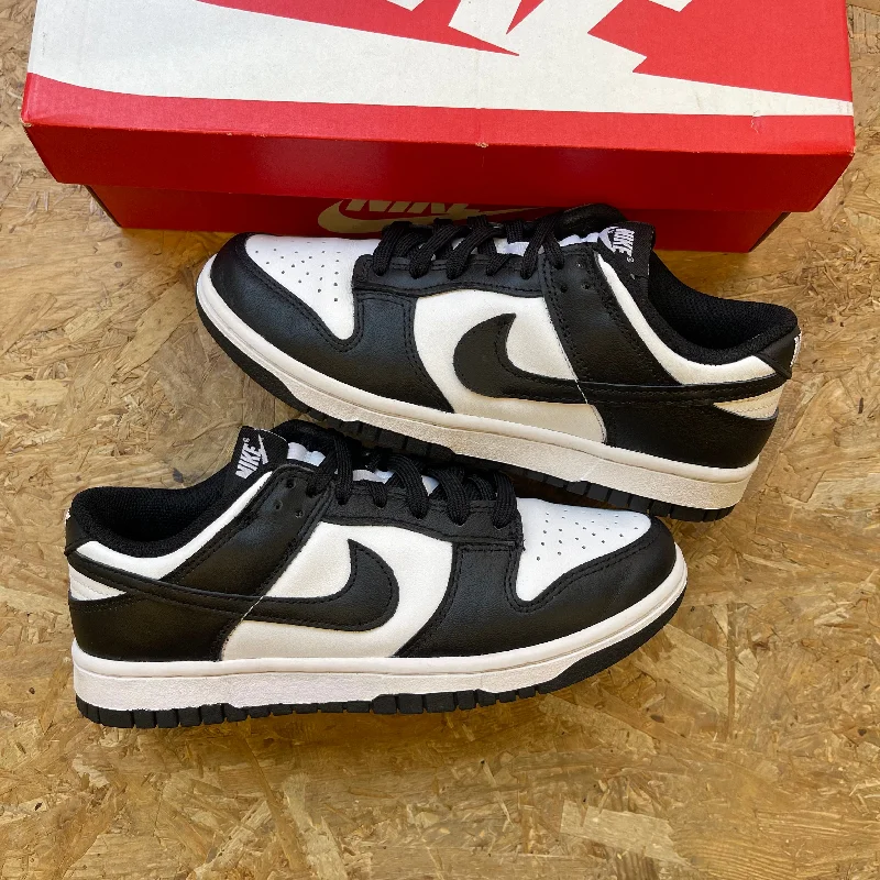 Nike Dunk Low Panda - PRE-OWNED (E.F)