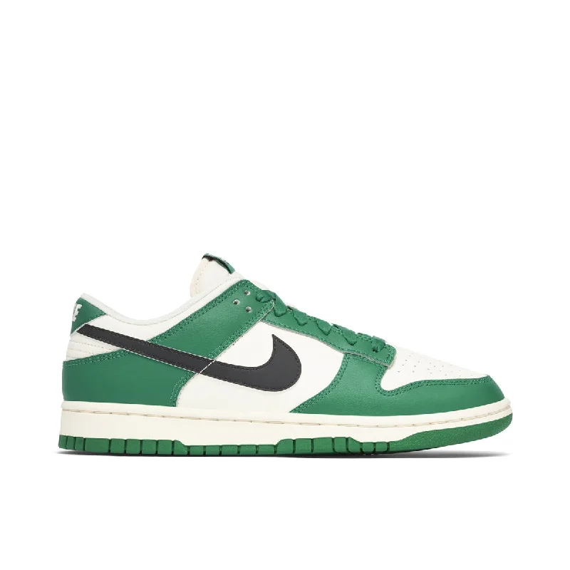 Nike Dunk Low Retro SE