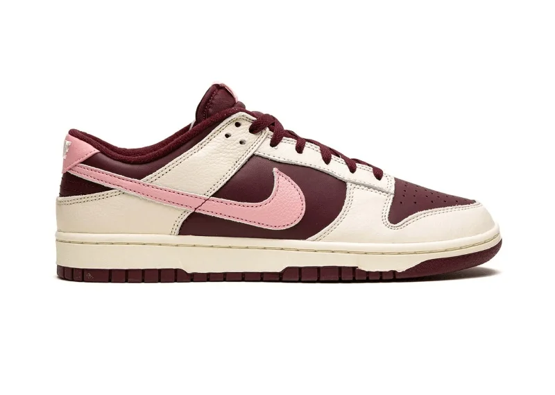 Nike Dunk Low Valentine'S Day