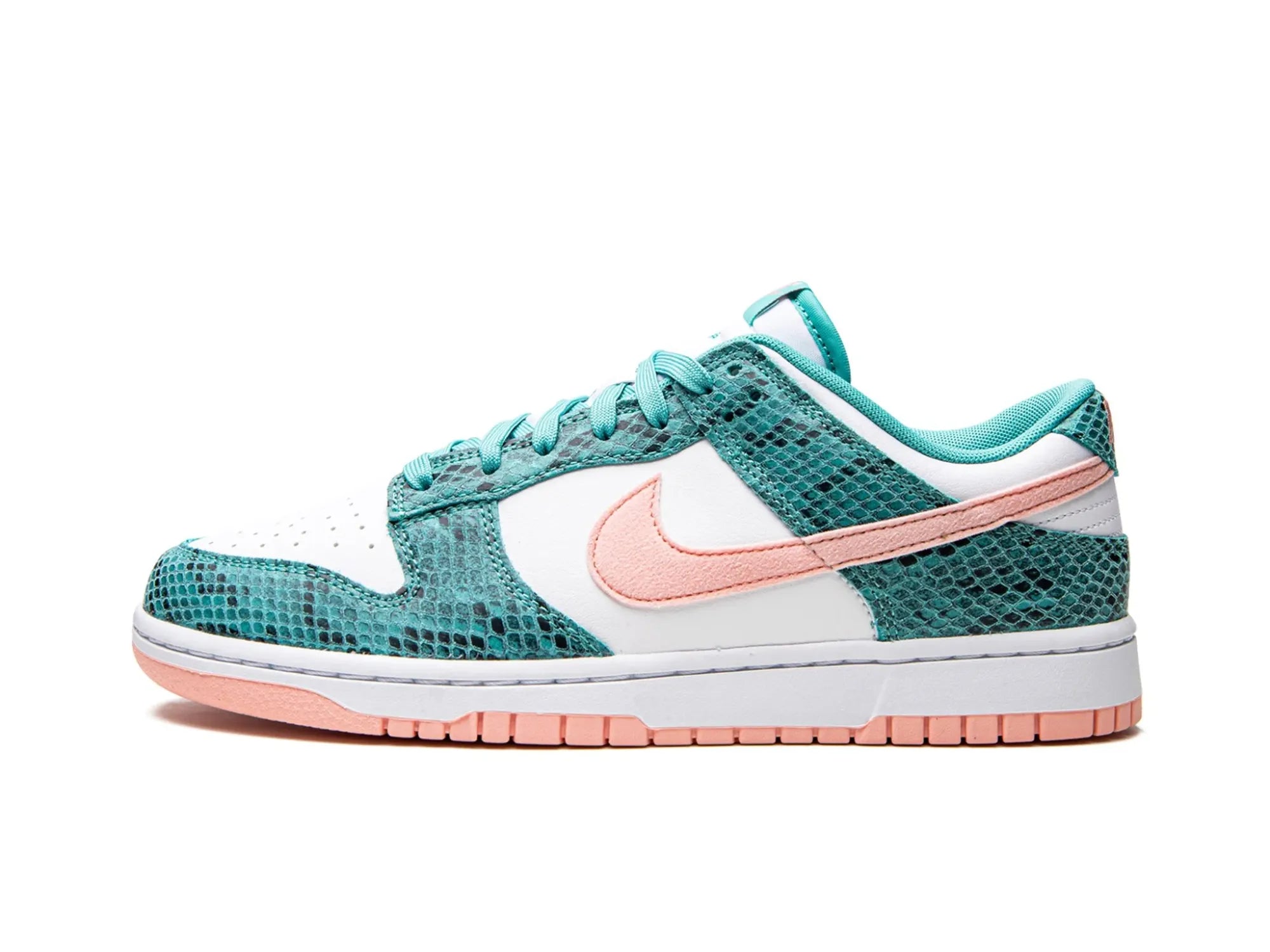 Nike Dunk Low "Snakeskin Washed Teal"