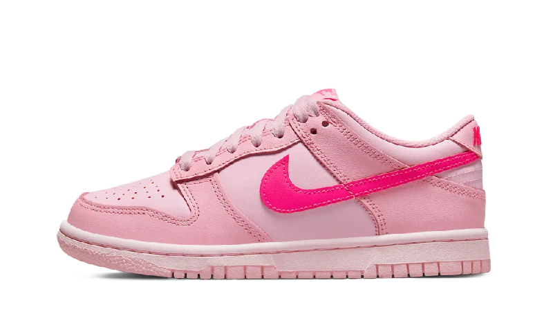 Nike Dunk Low Triple Pink