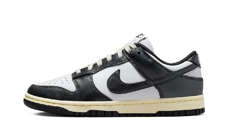 Nike Dunk Low Vintage Panda