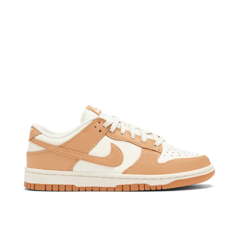 W Nike Dunk Low