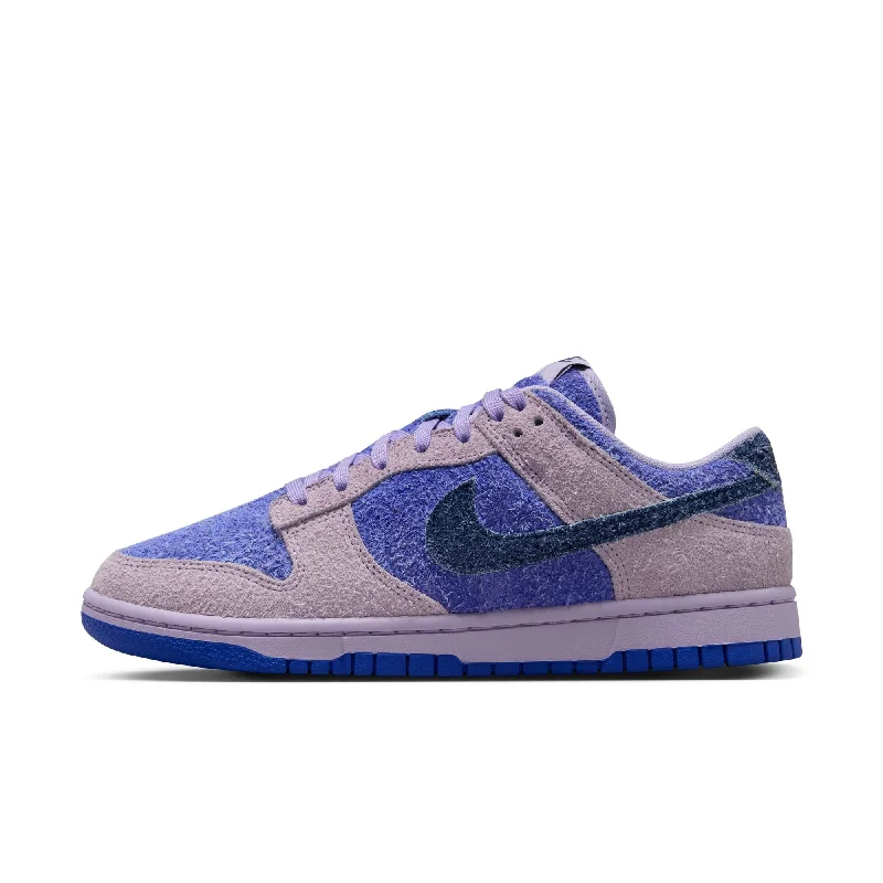 WMNS Nike Dunk Low SE (Hydrangeas/Deep Royal Blue)