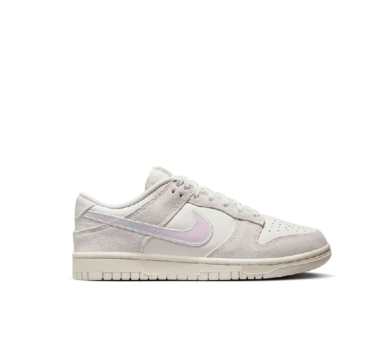 Womens Nike Dunk Low