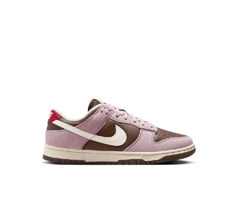 Women's Nike Dunk Low