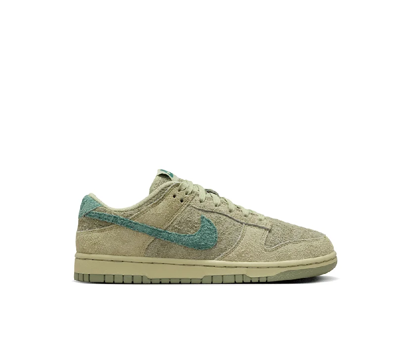 Women's Nike Dunk Low