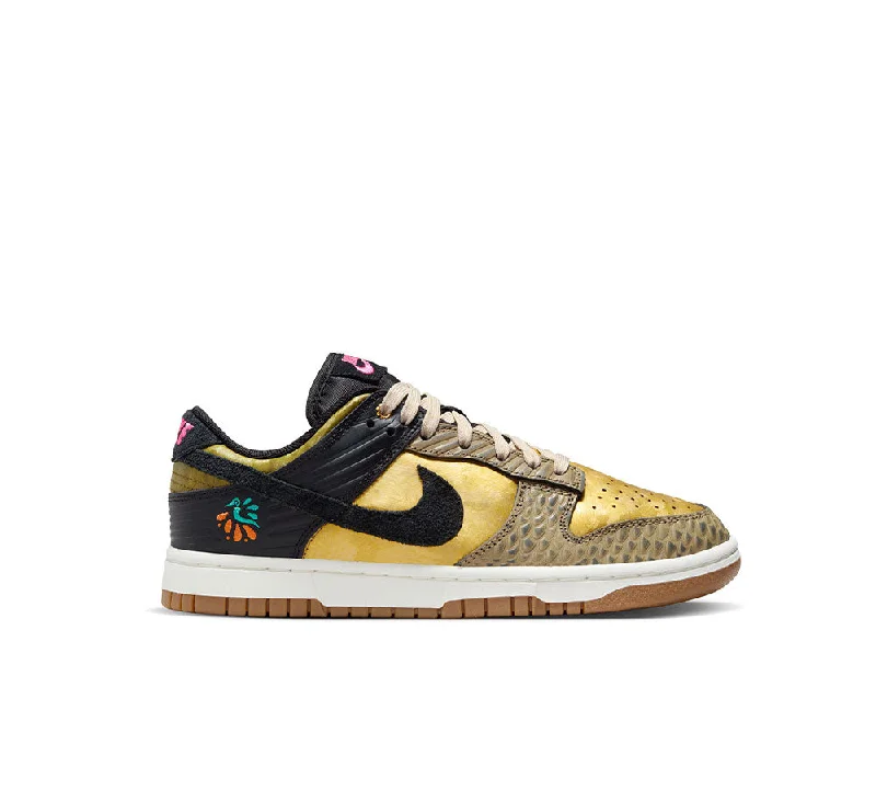 WOMEN'S NIKE DUNK LOW PRM